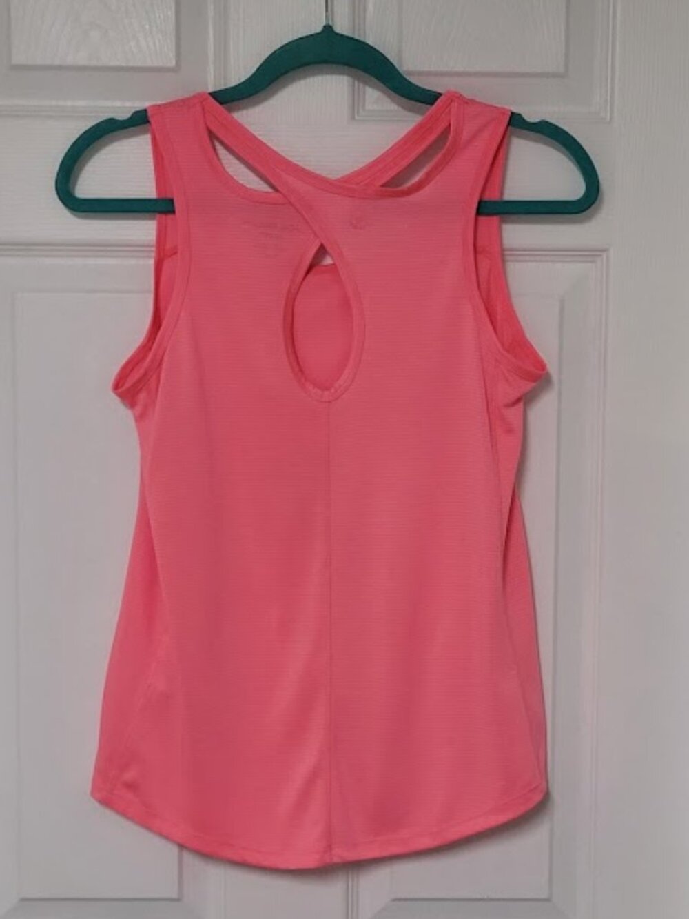 Pink Criss cross Racerback-Loose Workout Top–Size Small-Joe Fresh Active Tank